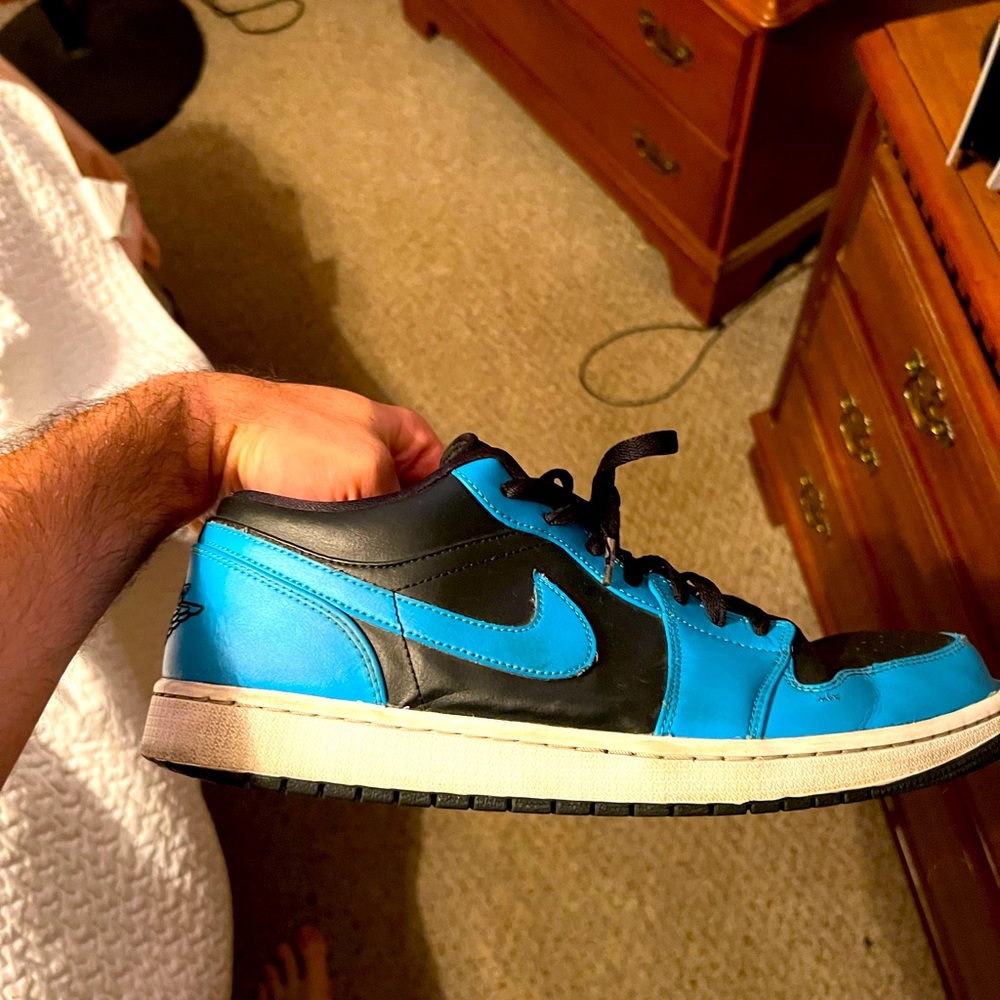 Jordan 1 Low Laser